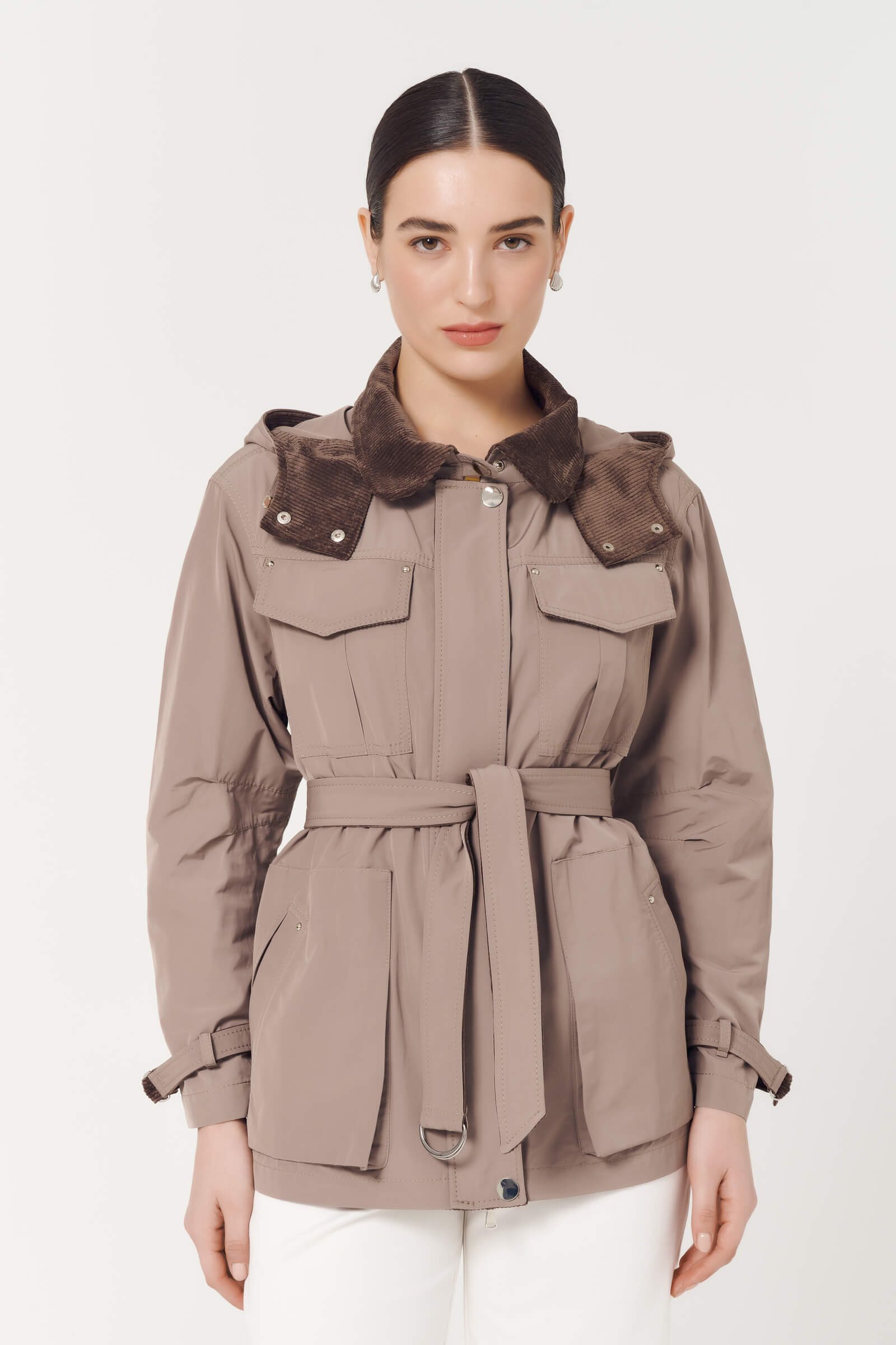 Куртка с вельветовыми вставками Цвет Бежевый