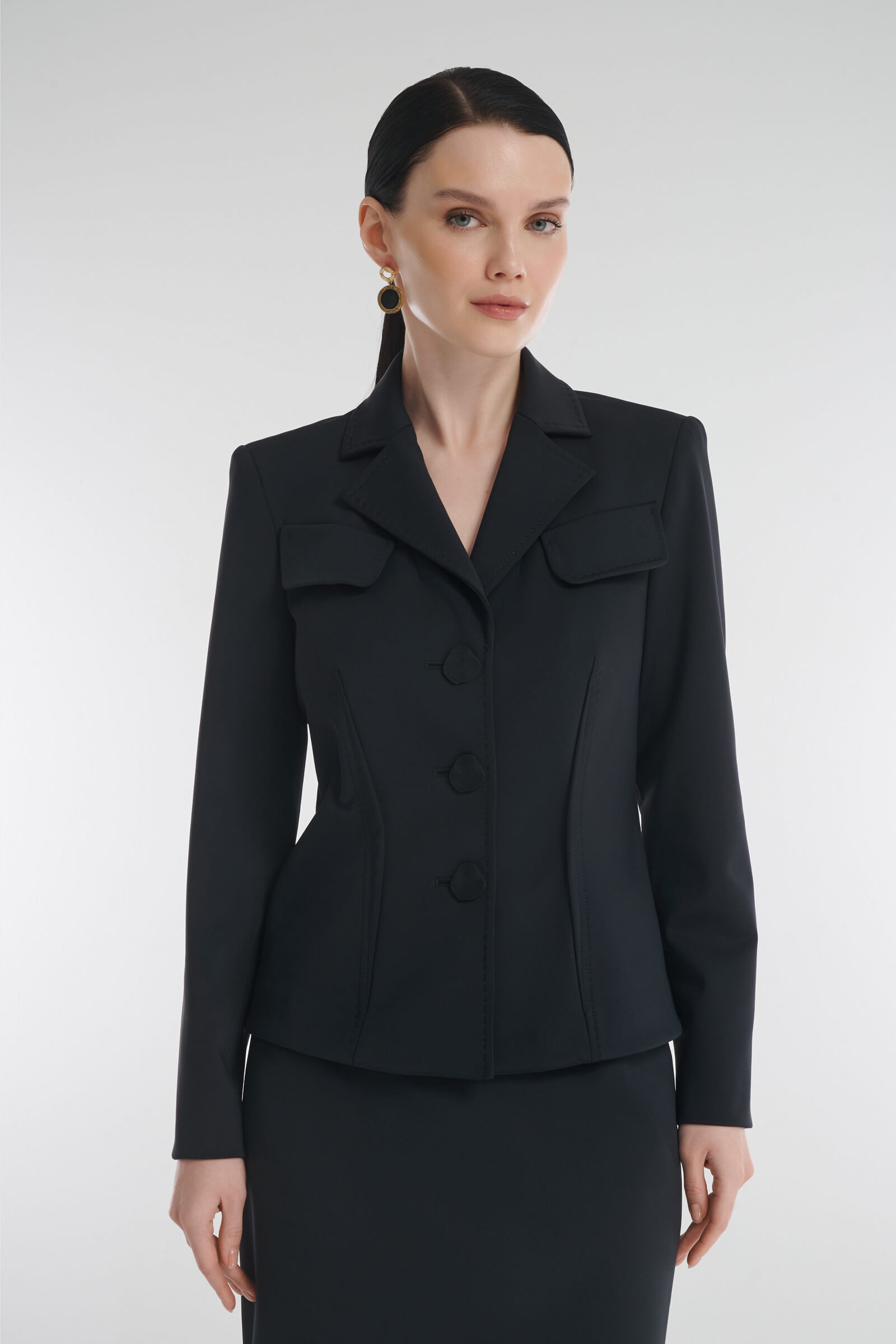 Приталенный жакет с декоративной строчкой Цвет Черный