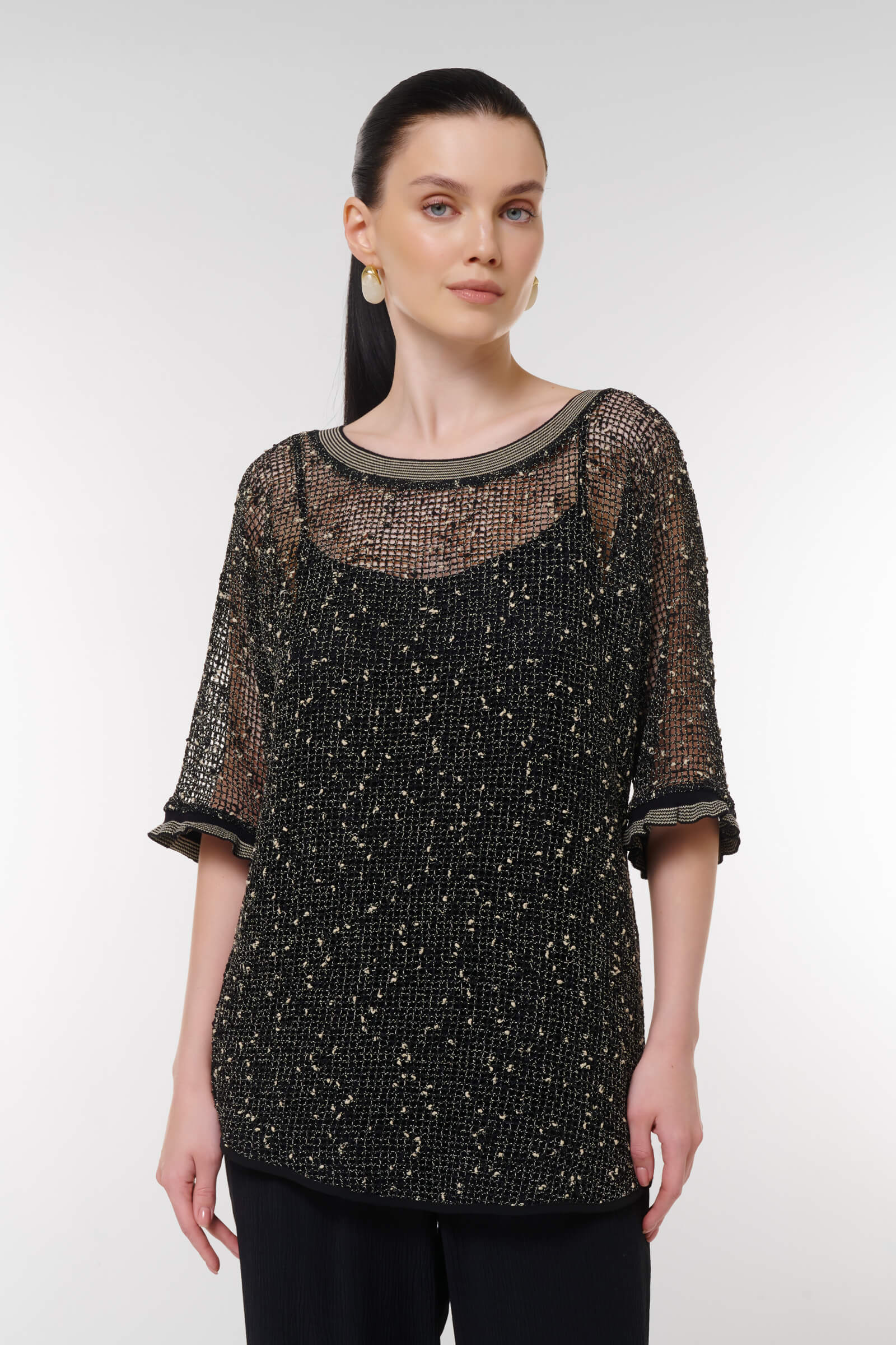 Блузка с перфорацией Цвет Черный