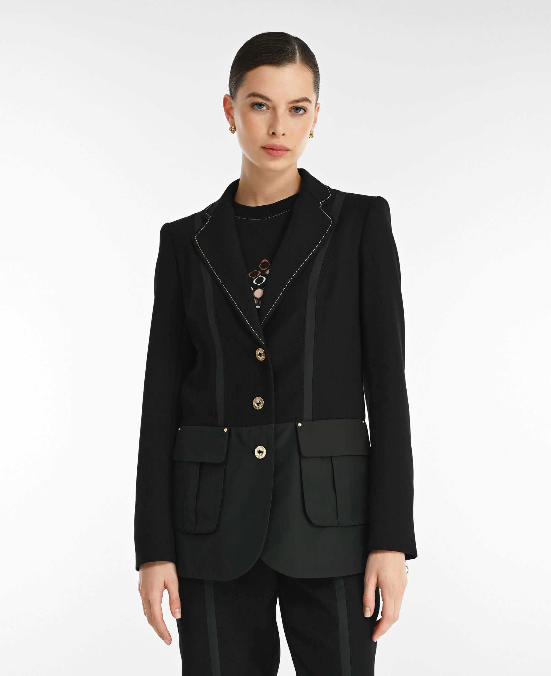 Пиджак с накладными карманами Цвет Черный