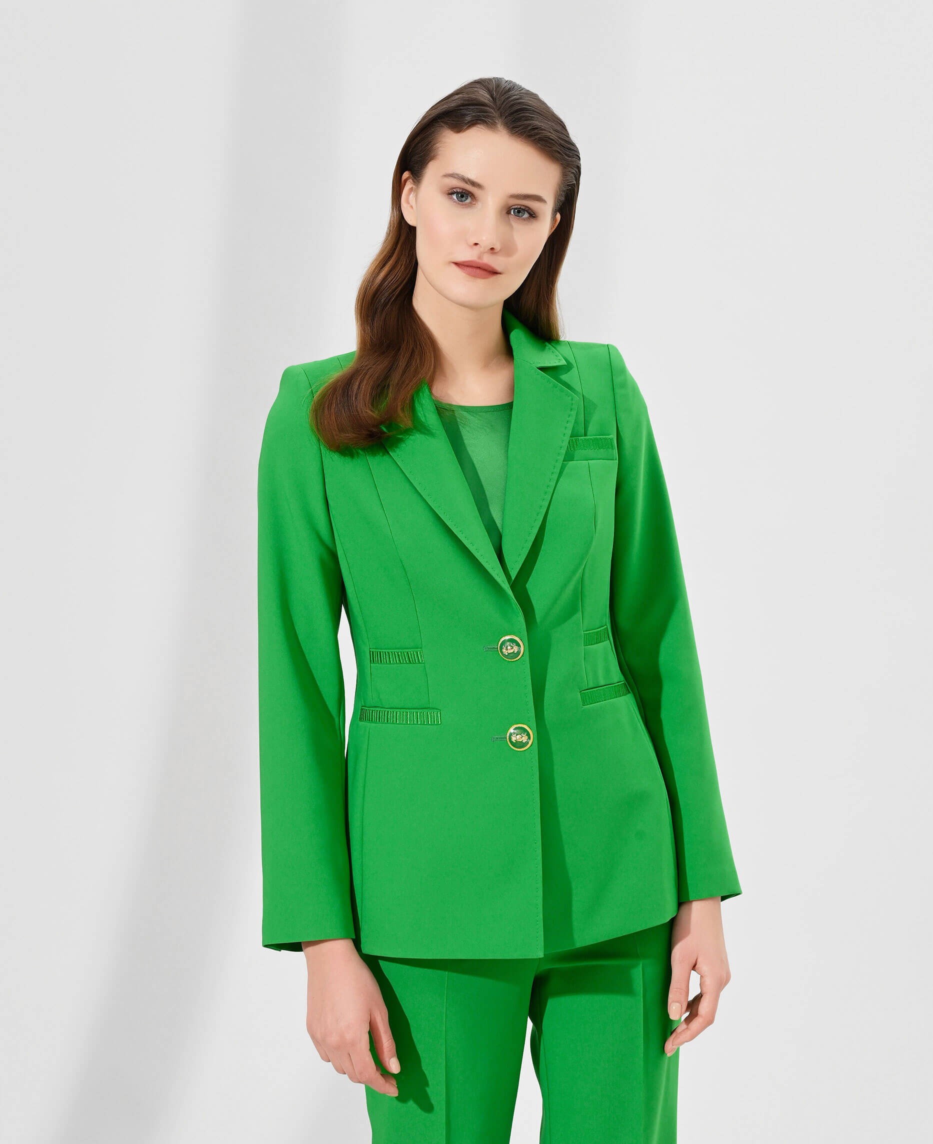 Приталенный пиджак с английским воротником Цвет Зеленый