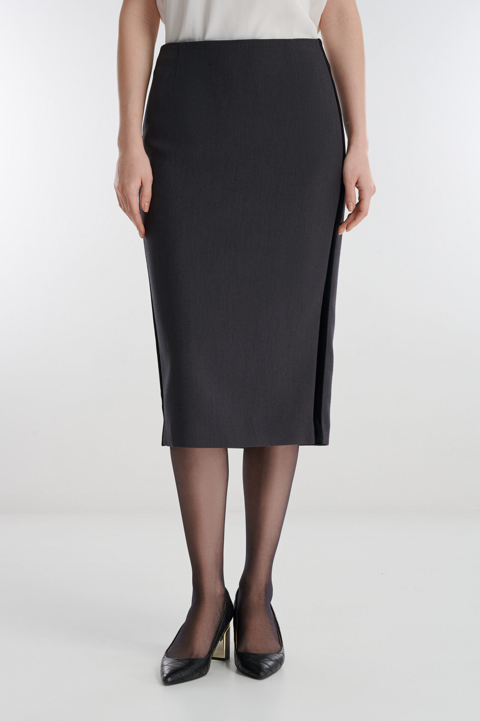 Юбка-карандаш с бархатными вставками Цвет Серый