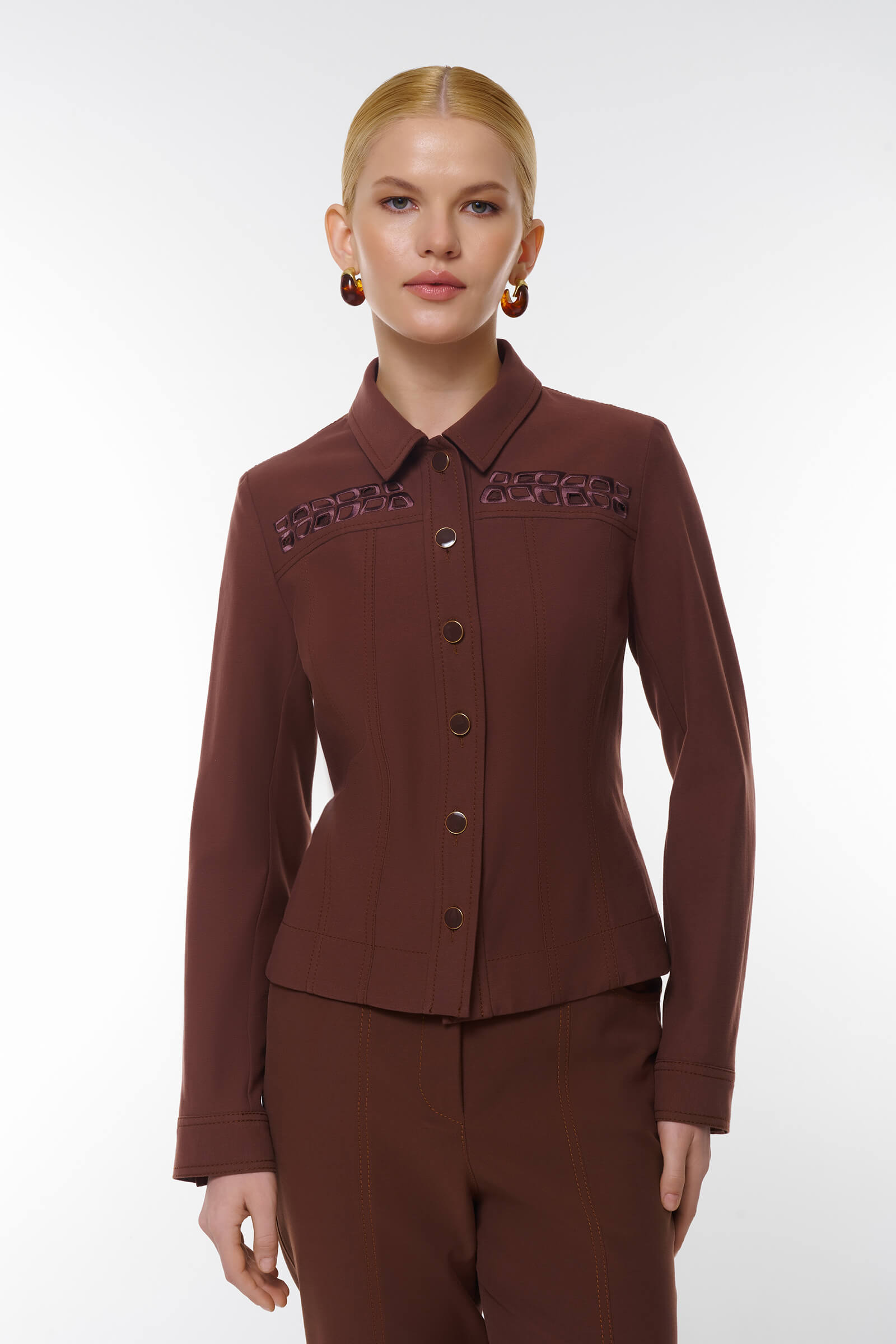 Укороченный жакет с вышивкой Цвет Коричневый