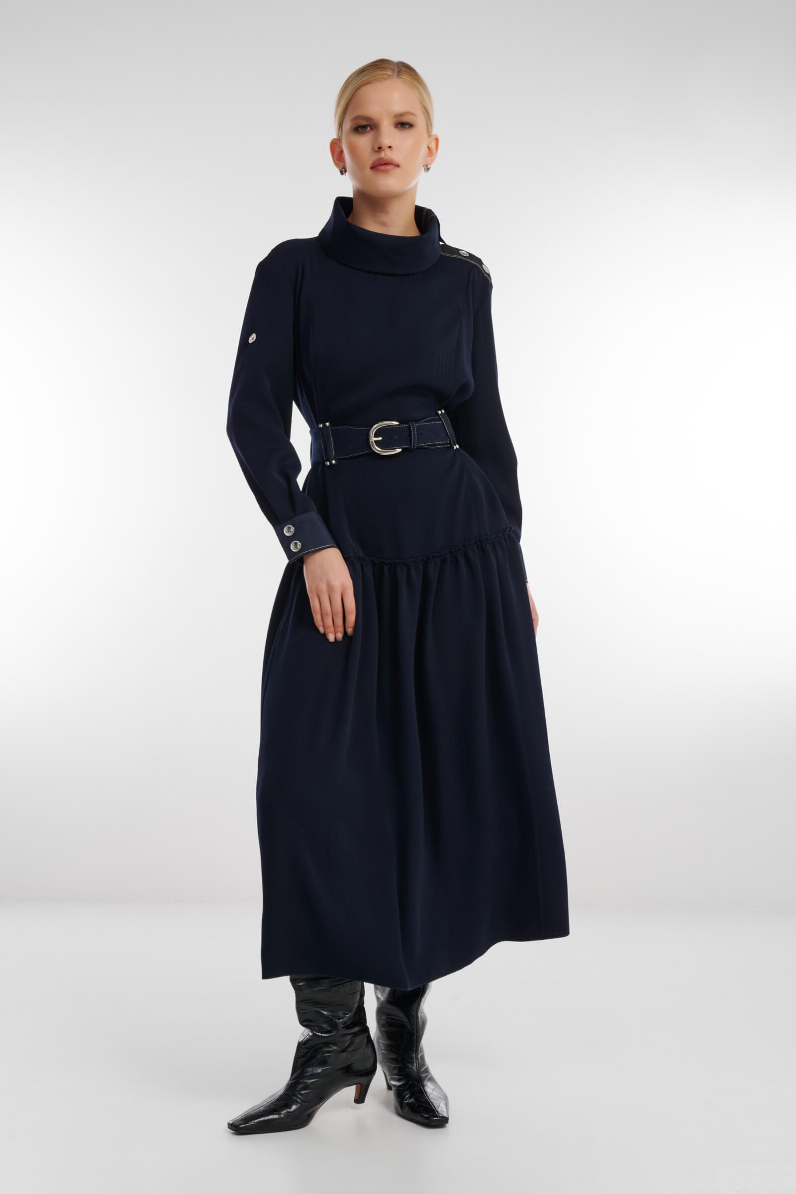 Длинное платье Цвет Синий