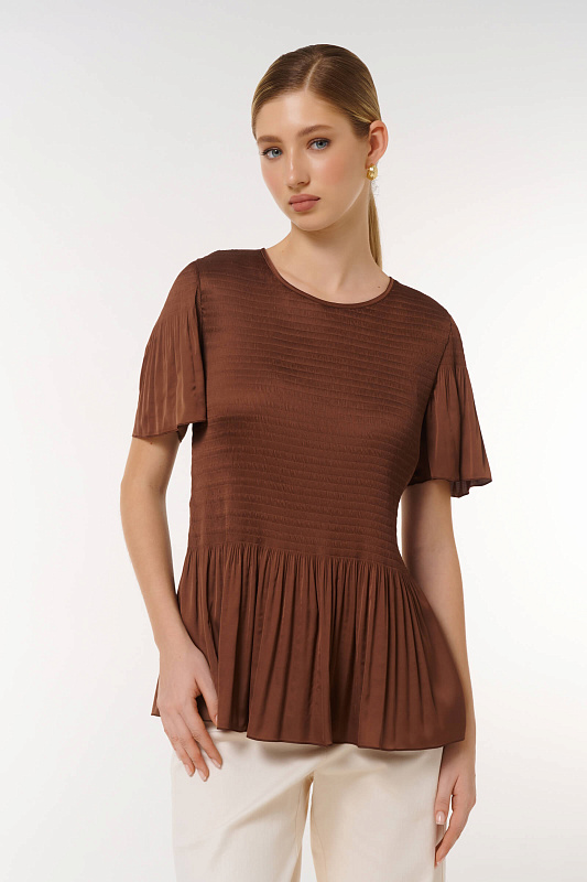 Блузка приталенного кроя с воланами Цвет Коричневый