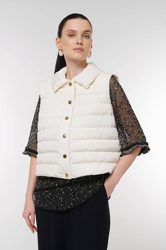 Стеганный жилет с цветочной вышивкой Цвет Бежевый