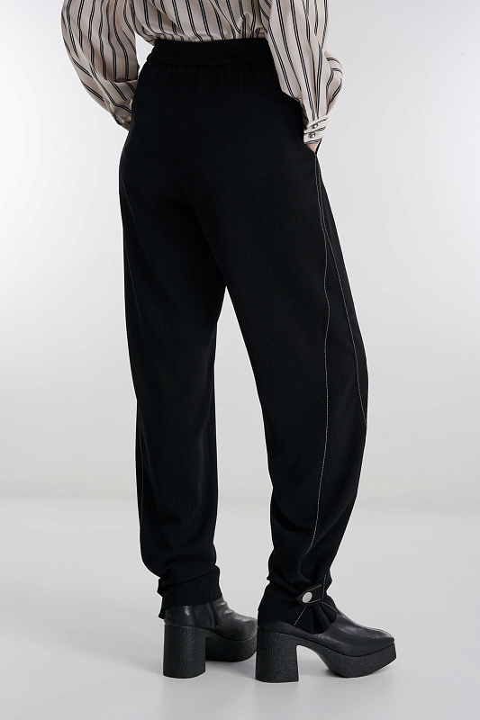 Фактурные брюки из поливискозы Цвет Черный Изображение 2