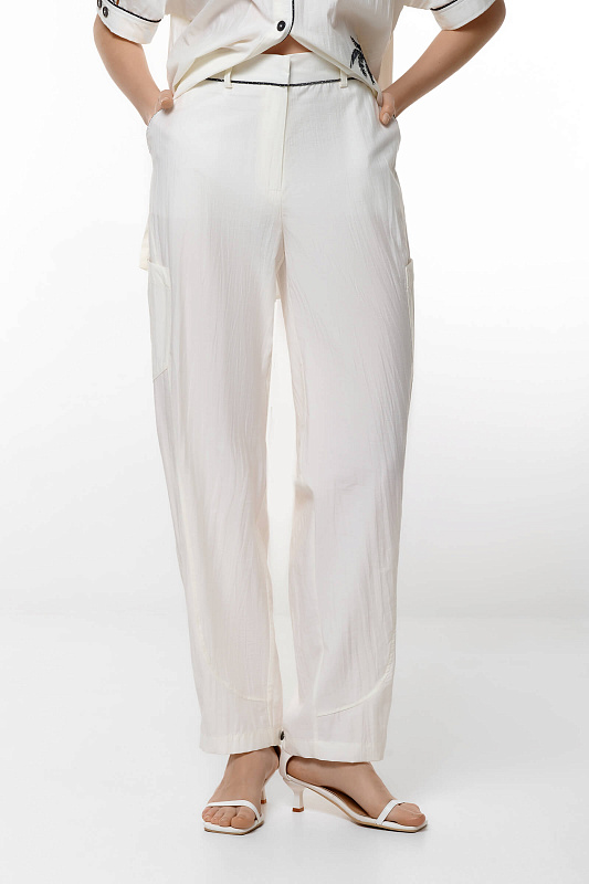 Брюки-багги с карманами Цвет Кремовый