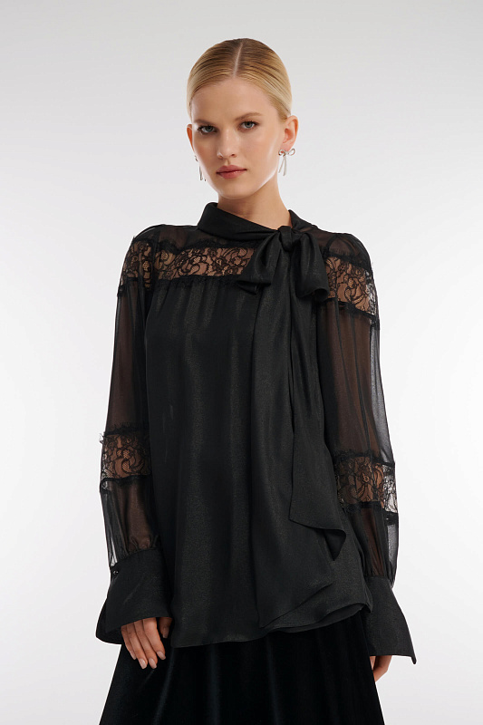 Черная блуза с прозрачным рукавом и кружевом Цвет Черный