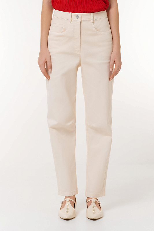 Зауженные джинсы Цвет Кремовый